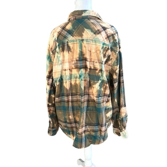 Upcycled DIY Custom Bleached Flannel Shirt Size XL (XLF100) - Picture 5 of 6